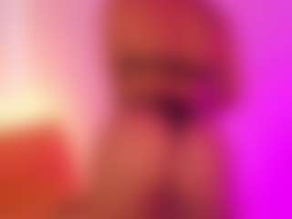 yulli-1's Live Sex Cam Show