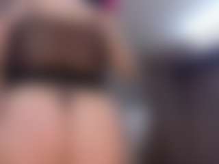 Live cam show with AmandaFerrer - Latex on liverealitysex.com