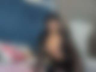Live cam show with AmandaFerrer - Roll on Hubzter Live