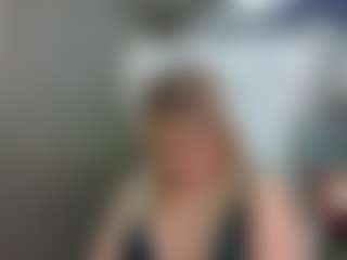 Live cam show with AmandaFerrer - Mature on Fling VIP Chat
