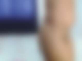 kenia-brownx's Live Sex Cam Show