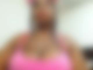 Live cam show with Chole12owens - Solo on Camsoda