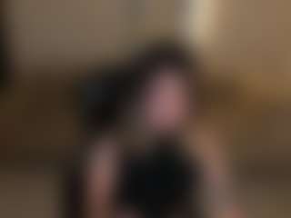 Live cam show with evebenson - Petite on Camsoda
