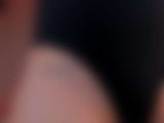 Live cam show with evebenson - Blonde Hair Petite on Camsoda