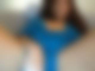 Live cam show with MiaMuffn - Bi on livesuperchat.net