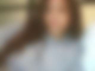 Live cam show with MiaMuffn - Bi on CamClone