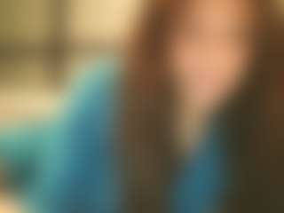 Live cam show with MiaMuffn - Bi on Camsoda