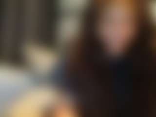 Live cam show with MiaMuffn - Bi on SpankPalCams