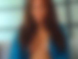 Live cam show with MiaMuffn - Nice on CamClone