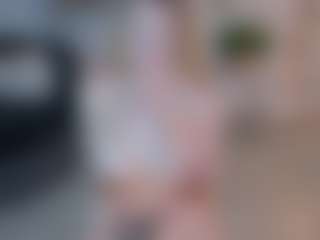 SQUIRTER DOLL's Live Sex Cam Show