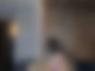 SQUIRTER DOLL's Live Sex Cam Show