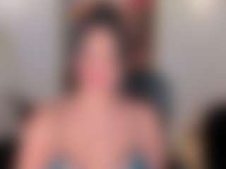 Live cam show with NinaMichelleX - Bikini on Uber Horny