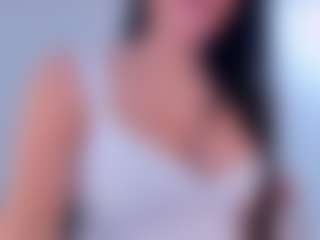 Live cam show with NinaMichelleX - Deepthroat on Camsoda