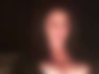 Live cam show with VivienLe - Slap on SmokeAndPoke