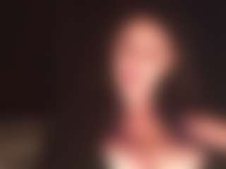 Live cam show with VivienLe - Shaved on infinitiblacc.com