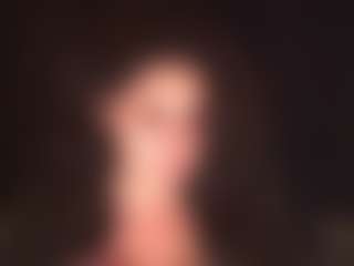 Live cam show with VivienLe - Green Eyes on livesuperchat.net