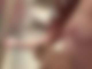 xratedxredx's Live Sex Cam Show