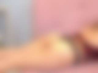 liveselena's Live Sex Cam Show