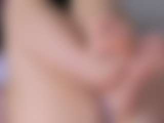 Live cam show with SweeetMay - Skinny MILF on Soda Cam