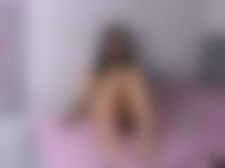 Live cam show with SweeetMay - Blue Eyes on justonemore.cc