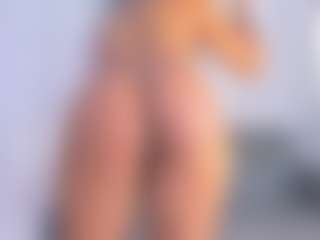 AlejandraSaenz2's Live Sex Cam Show