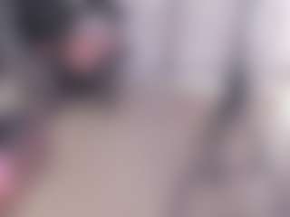 Live cam show with AlejandraSaenz2 - Young Adult on Mixed Magazine Live