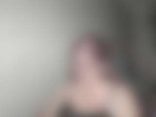 Live cam show with DianaCrystal - Thong on AdultVida.com