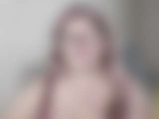 Live cam show with DianaCrystal - Mature on AdultVida.com