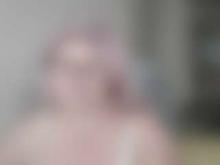 Live cam show with DianaCrystal - Glasses on SinfulBabes