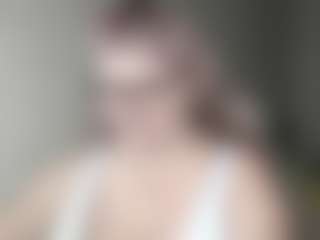 Live cam show with DianaCrystal - Thong on Chatstar