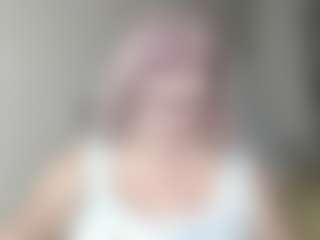 Live cam show with DianaCrystal - Granny BBW on Uber Horny