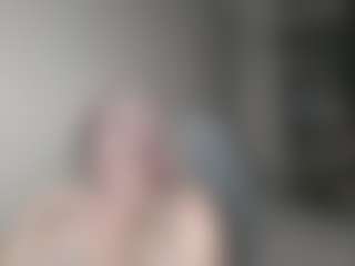 Live cam show with DianaCrystal - Glasses on TeamSkeetLive