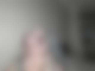 Live cam show with DianaCrystal - Glasses on CamClone