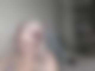 Live cam show with DianaCrystal - Granny Blonde Hair on AdultVida.com