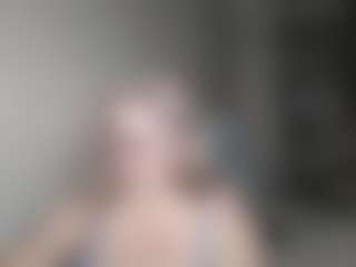 Live cam show with DianaCrystal - Mature on Hubzter Live