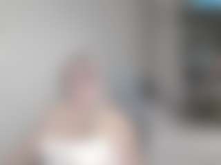 DianaCrystal's Live Sex Cam Show