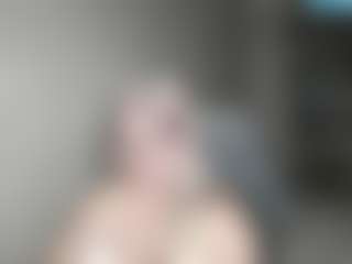 Live cam show with DianaCrystal - Thong on liverealitysex.com
