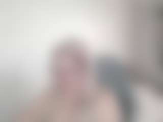 Live cam show with DianaCrystal - Middle Aged on Camsoda