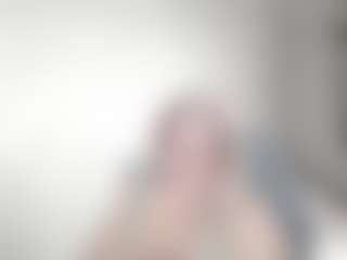 Live cam show with DianaCrystal - Middle Aged on Camsoda