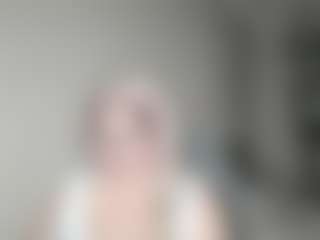Live cam show with DianaCrystal - Mature on Camsoda
