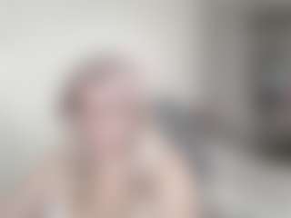 Live cam show with DianaCrystal - Middle Aged on Hubzter Live
