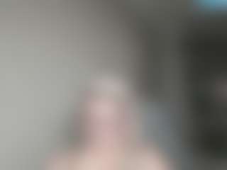 Live cam show with DianaCrystal - Middle Aged on eurowanks.com