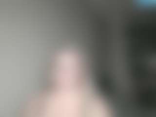 Live cam show with DianaCrystal - Glasses on thefappeningchat.com