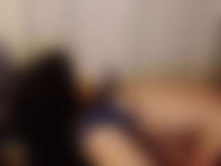 iFUKwitchuu's Live Sex Cam Show