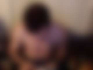 iFUKwitchuu's Live Sex Cam Show