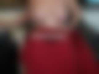 Live cam show with carolineford - MILF on hrnylive.com
