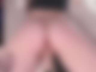 AngelinaRogs's Live Sex Cam Show