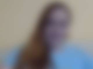 zarared MILF webcam performer live streaming