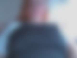 zarared MILF webcam performer live streaming