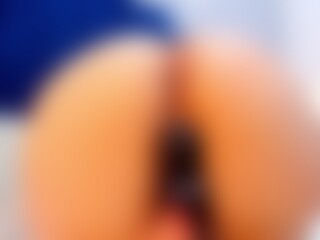 lindalunax's Live Sex Cam Show